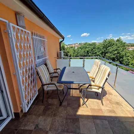 Luka Apartment