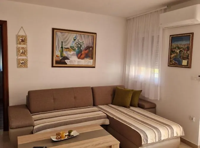 Luka 아파트 바르바리가