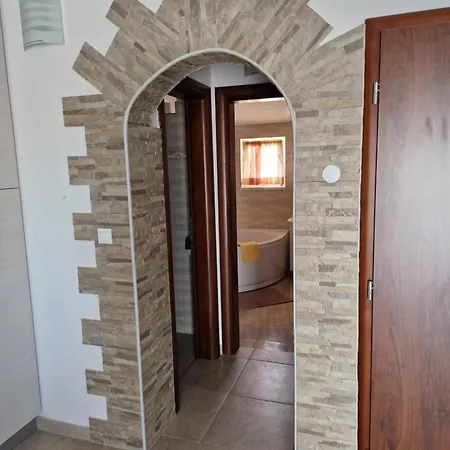 Apartament Luka